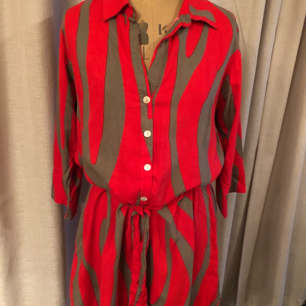 Escapada Draw string dress red/taupe